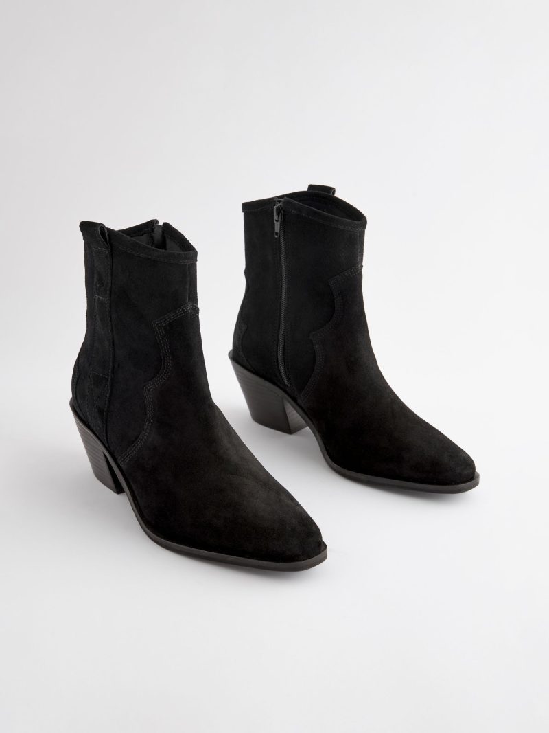 BLU84268 Black Standard/Wide Leather Ankle Cowboy Boots