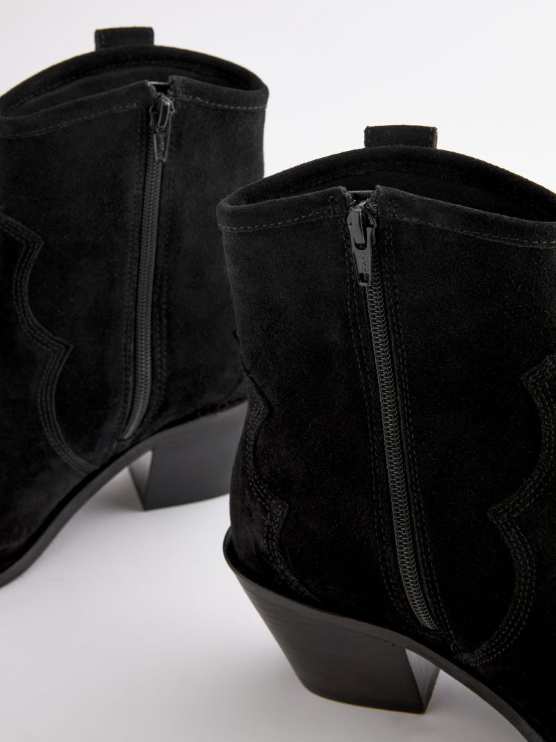 BLU84268 Black Standard/Wide Leather Ankle Cowboy Boots - Image 7