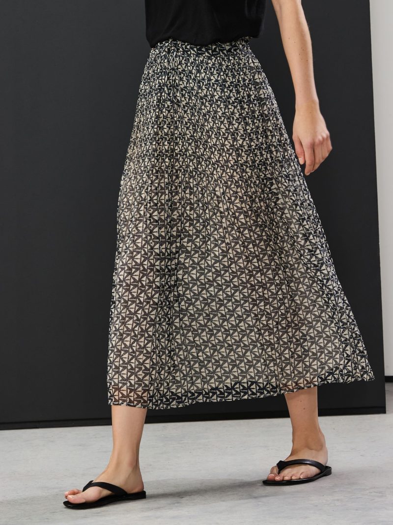 BLU84282 Black/White Geometric Printed Midi Skirt - Image 2